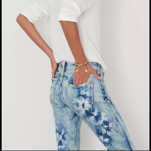 ANTHROPOLOGIE x Pilcro The Slim Boyfriend Jeans - Picture 3 of 11
